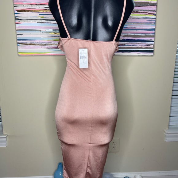 NEW DRESS - Picture 2 of 2